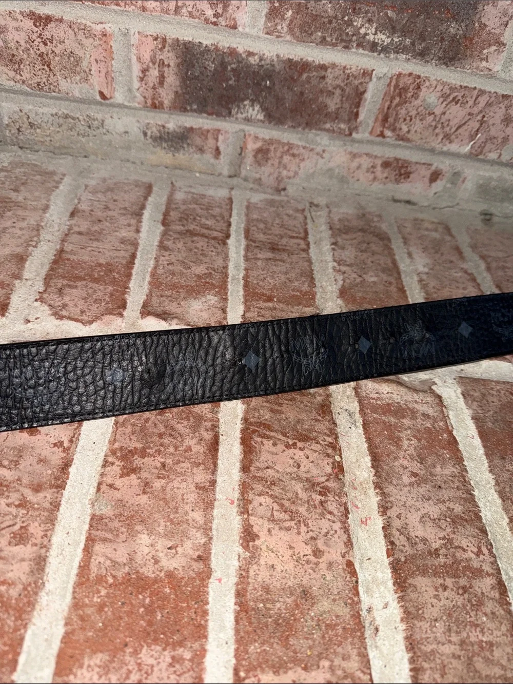 Mens MCM Black Leather Belt with Gold M Buckle size 50/125